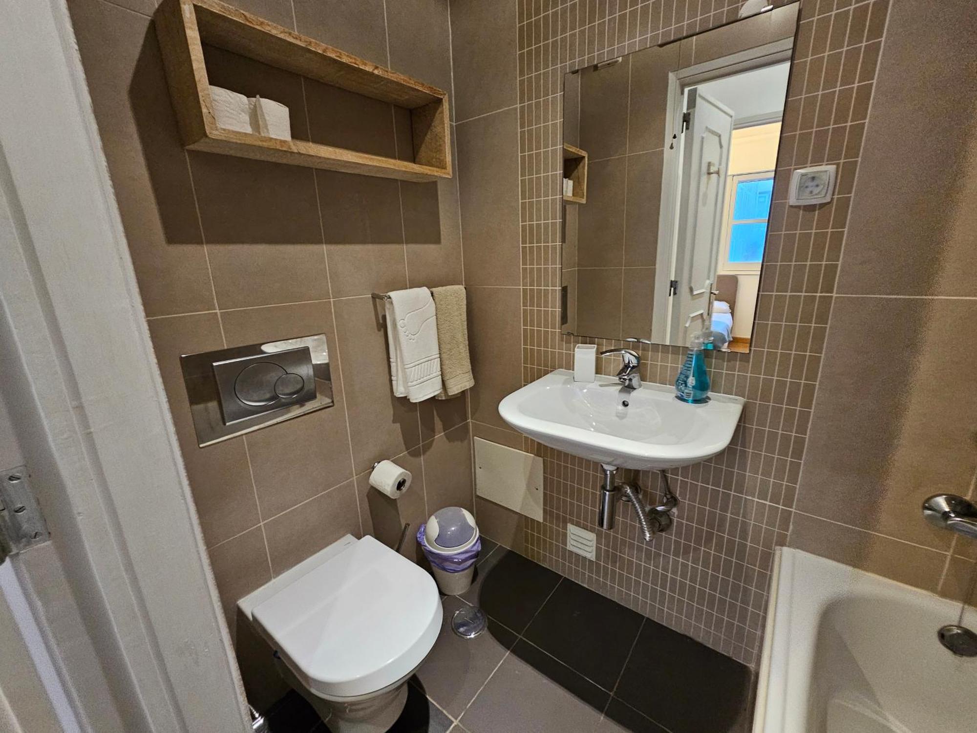 פארו Blife Batalya Private Rooms חדר תמונה